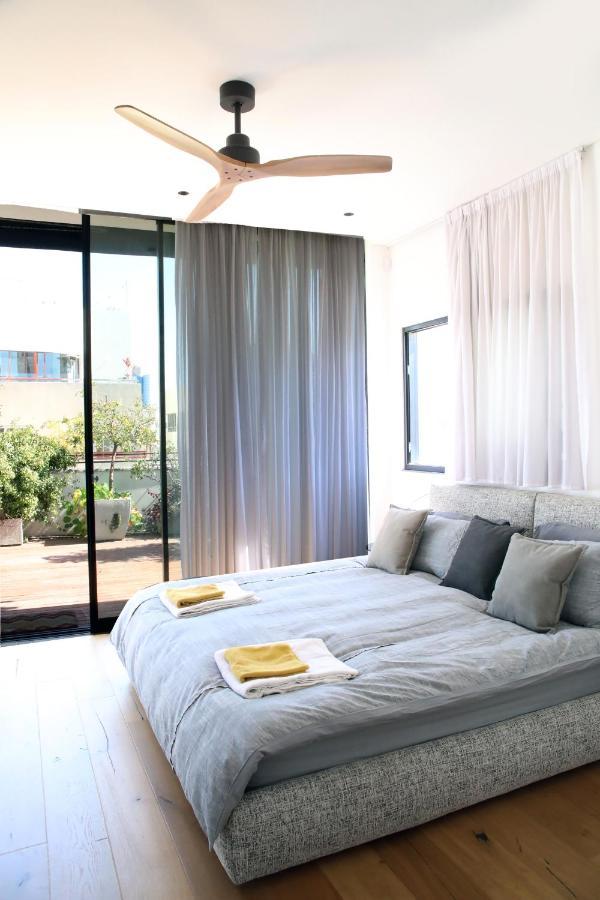 4bdr - Stunning & Magnificent Duplex Penthouse Tlv